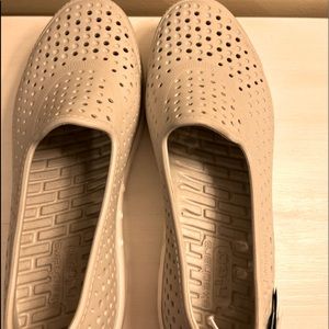 NWT Sketchers Water Shoes